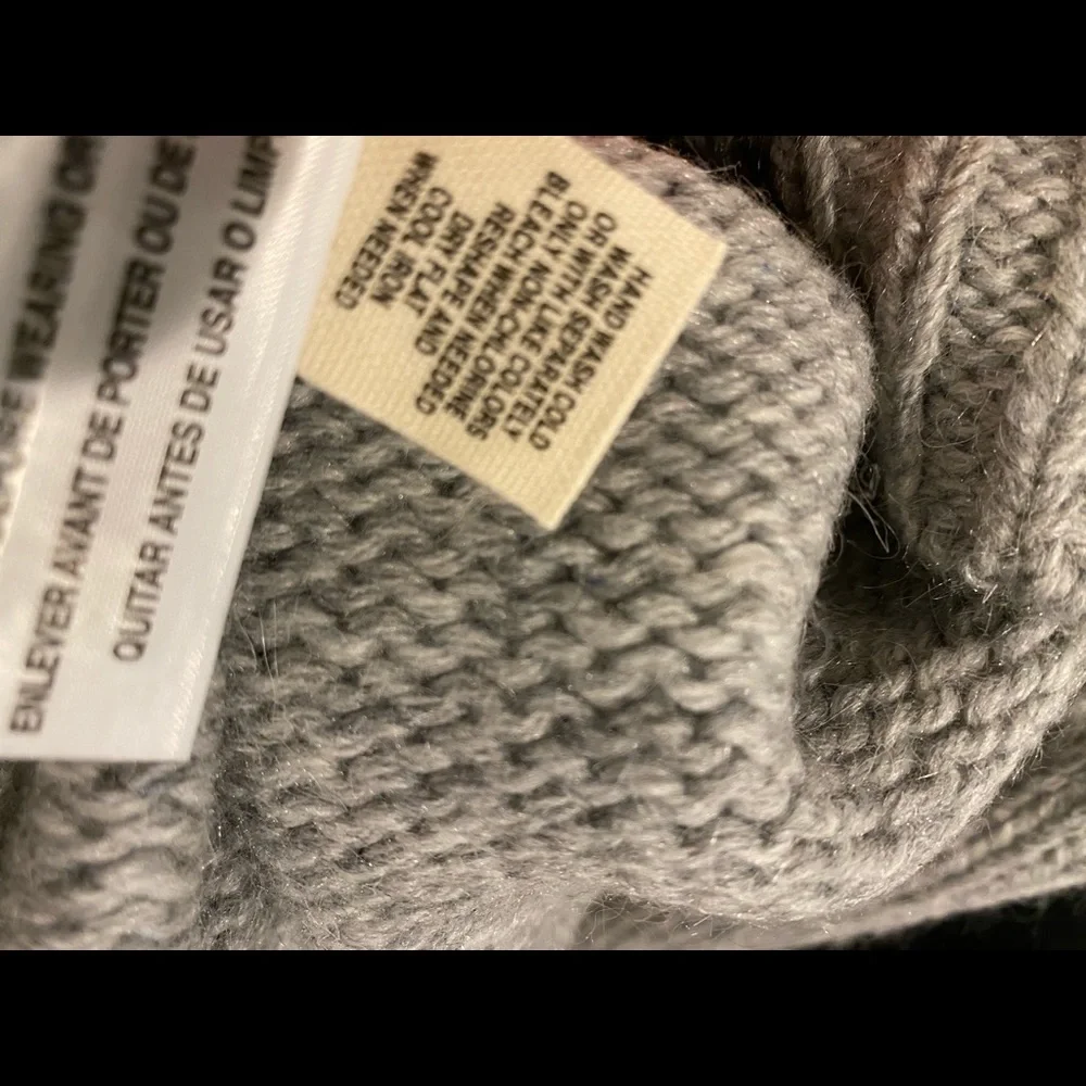 (Size S, L, XL) Gray/Cream Knit Sweater